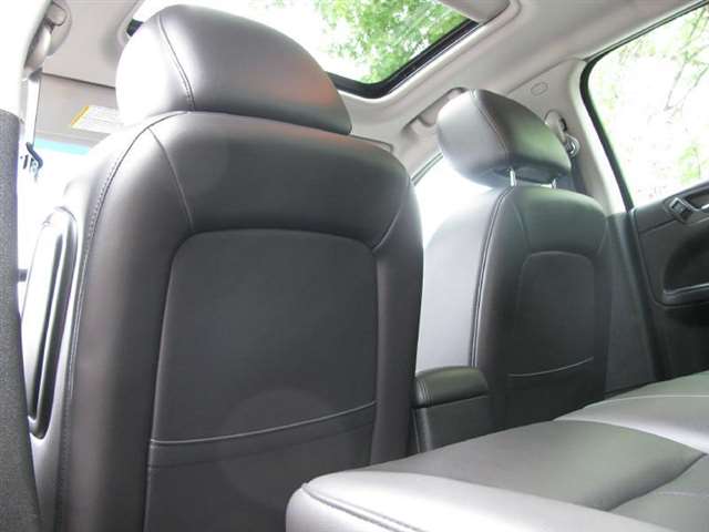 2010 Chevrolet Impala LT 4dr Sedan